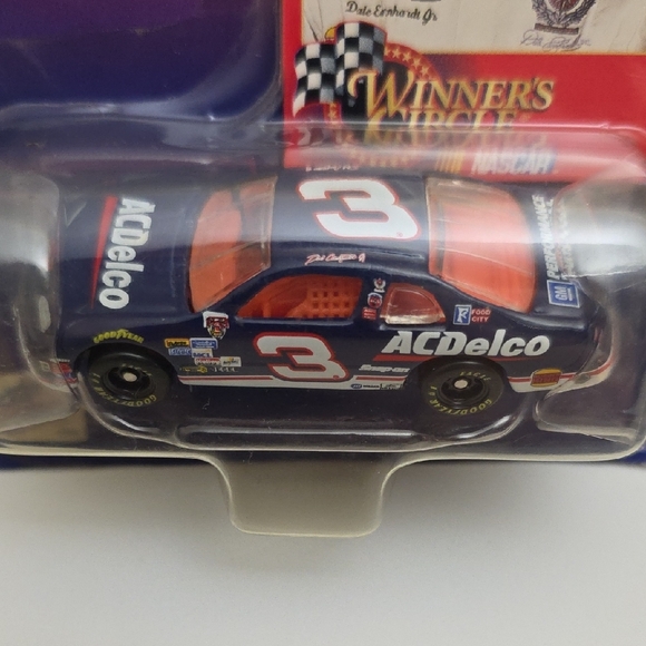 1998 Winner’s Circle Dale Earnhardt Jr #3 AC Delco Monte Carlo Die-Cast Car - Picture 3 of 4